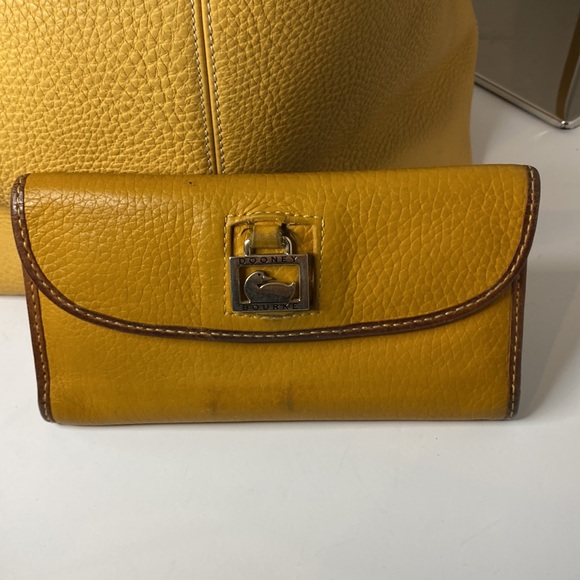 Dooney and Burke hobo bag - Picture 6 of 8